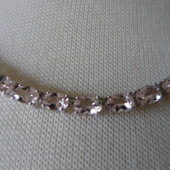 Mozambique Morganite necklace & bracelet set - Picture 3 of 7